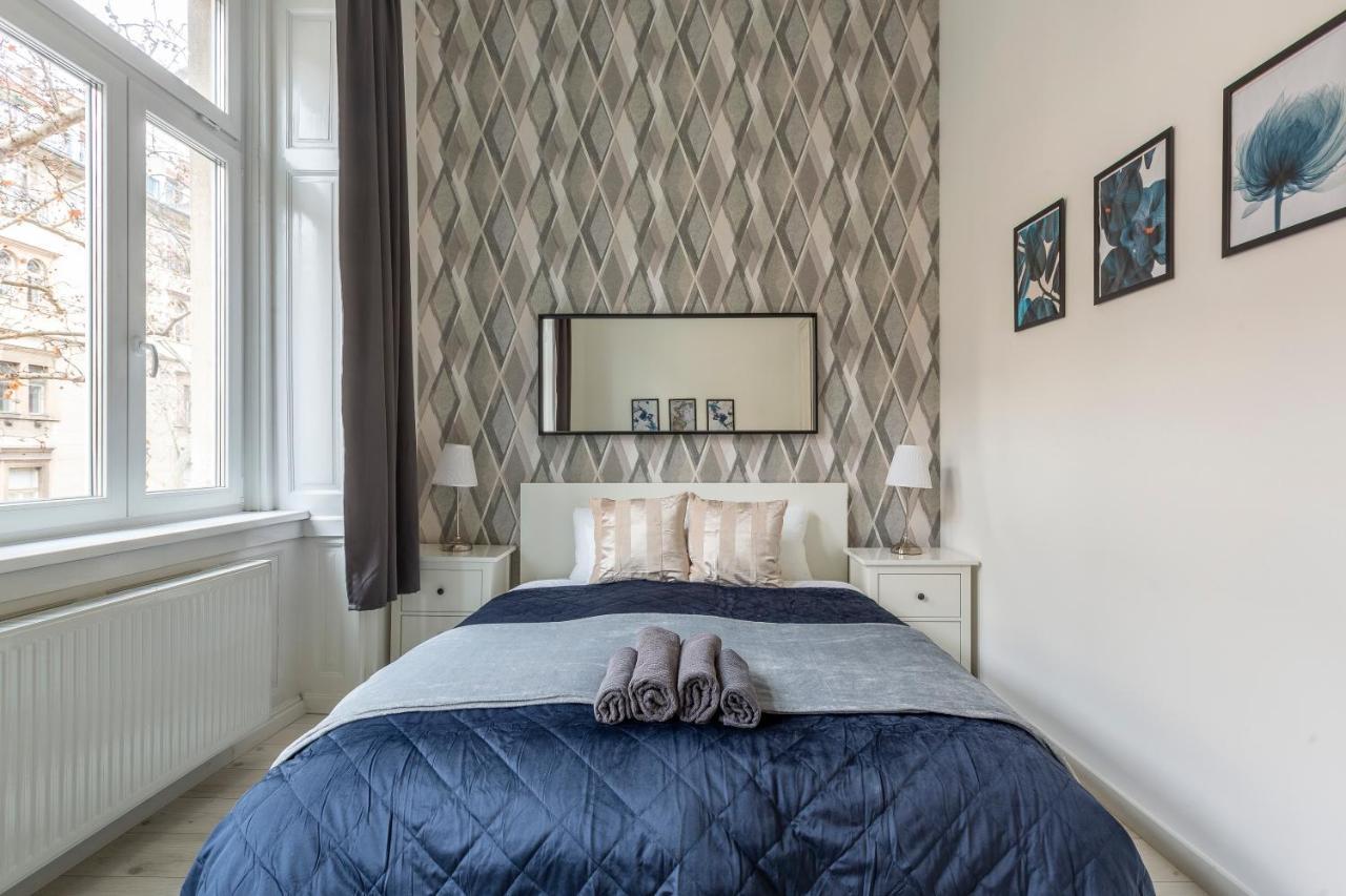 Deluxe Cozy Home In The Heart Of Budapesta Exterior foto