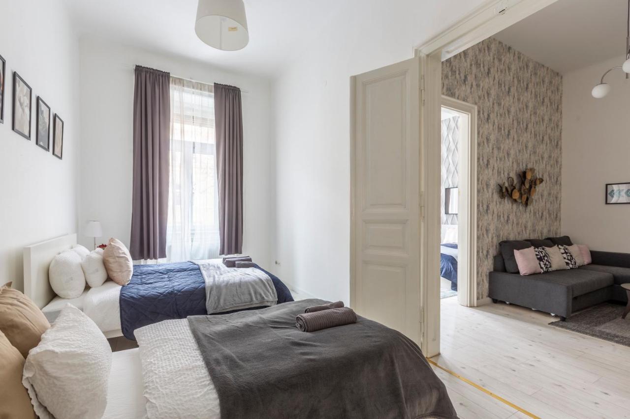 Deluxe Cozy Home In The Heart Of Budapesta Exterior foto