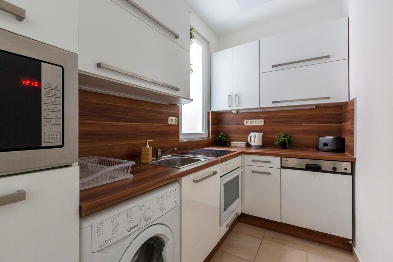Deluxe Cozy Home In The Heart Of Budapesta Exterior foto
