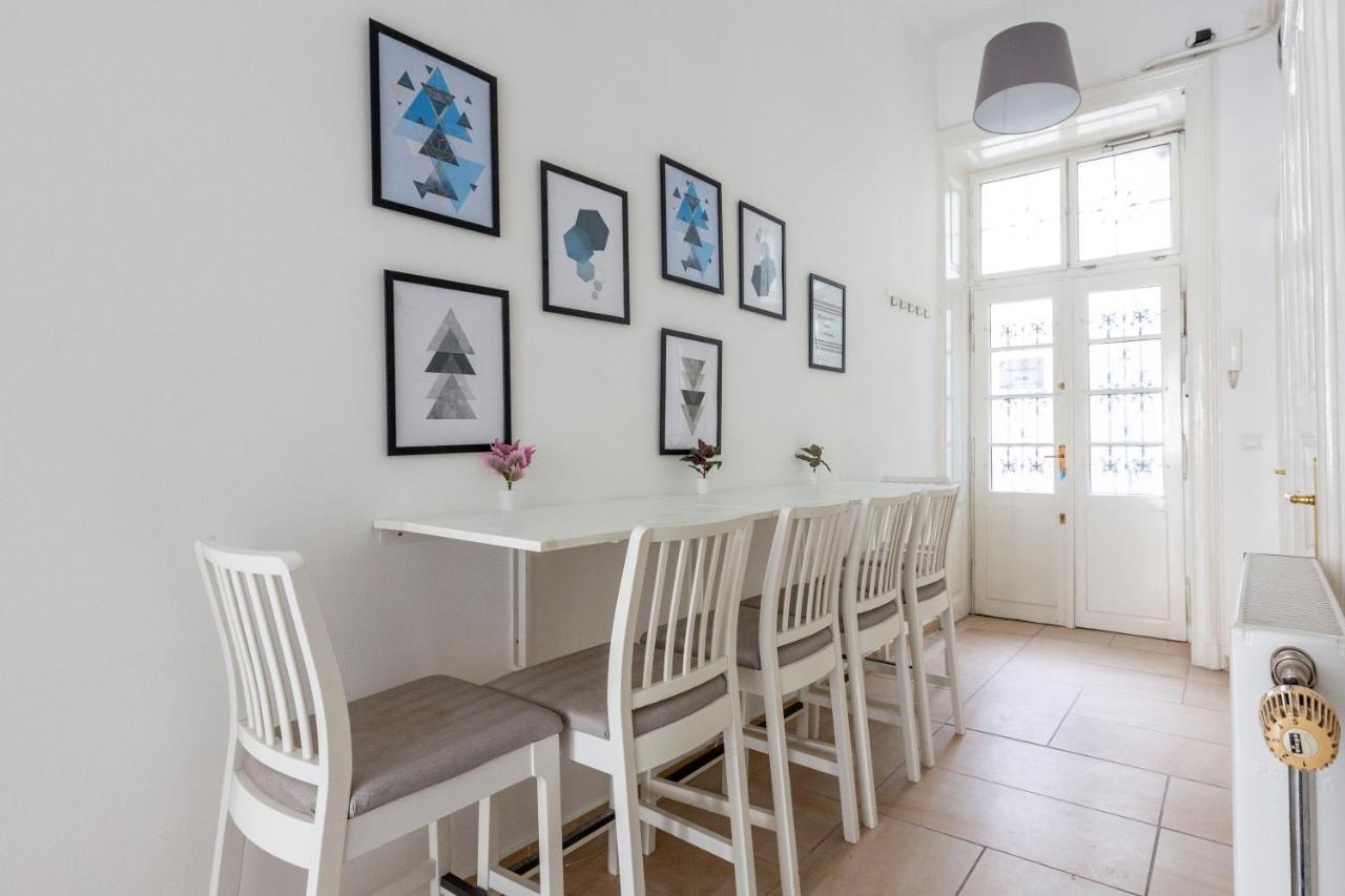 Deluxe Cozy Home In The Heart Of Budapesta Exterior foto