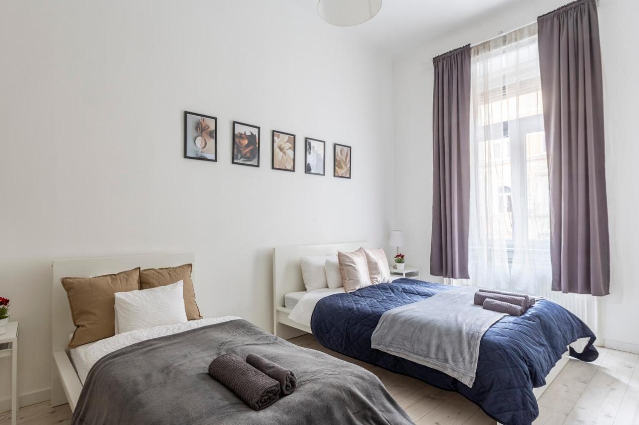Deluxe Cozy Home In The Heart Of Budapesta Exterior foto