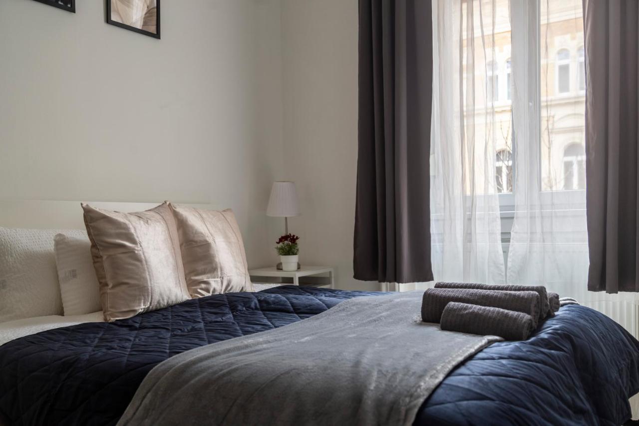 Deluxe Cozy Home In The Heart Of Budapesta Exterior foto